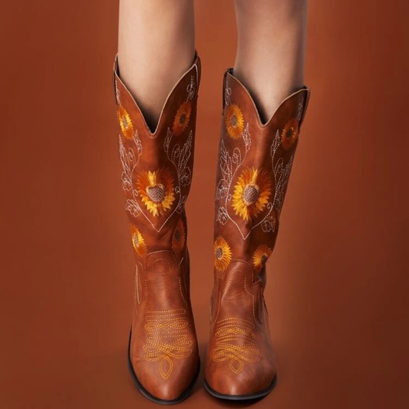 SHEIN Shoes - Shein Flower Cowboy Boots